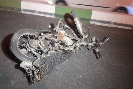 تصادف موتورسیکلت و میکسر در جم ۳ کشته برجای گذاشت