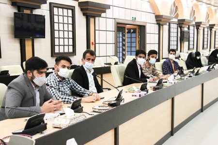 مطالبه نکردن عوارض آلایندگی صنایع خیانت بزرگی در حق مردم استان بوشهر است