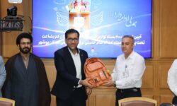 اهدا ۳۰۰ بسته نوشت افزار بین دانش آموزان تحت پوشش بهزیستی بوشهر توسط پترو شیمی پردیس