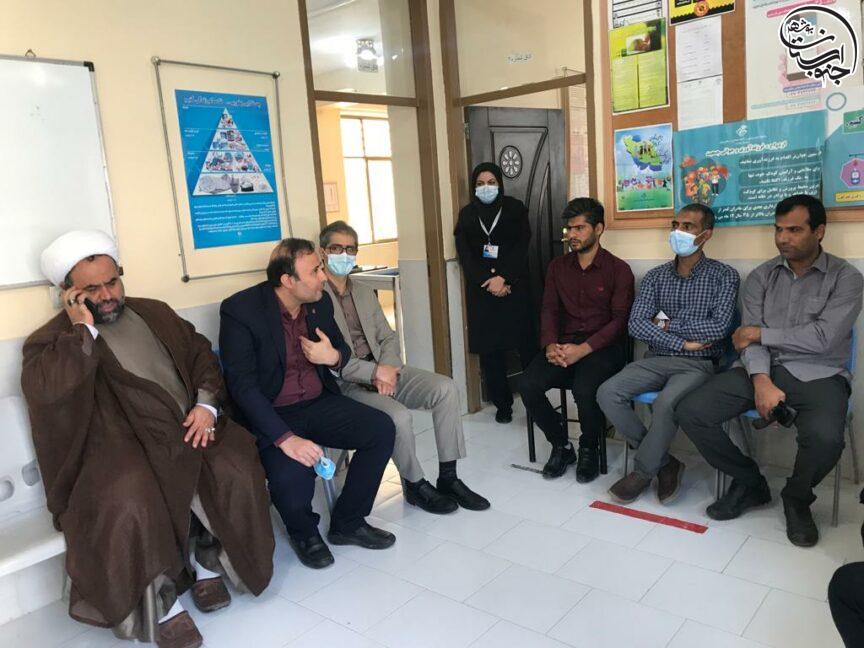 بازدید میدانی معاون بهداشتی دانشگاه علوم پزشکی استان بوشهر از خانه بهداشت پرک
