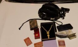 پلیس وظیفه شناس کنگانی، کیف پراز طلا را به صاحبش رساند