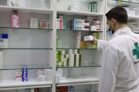 داروخانه های خوش رنگ و لعابِ بدونِ دارو در بوشهر