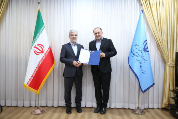تغییر در رأس پژوهشگاه پلیمر و پتروشیمی ایران؛ مرتضی احسانی سکاندار علمی این مرکز شد