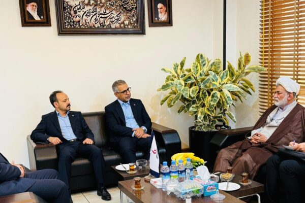 دیدار رئیس کمیسیون انرژی از جم‌پیلن: حمایت مجلس از تولید و رفع موانع پیش رو